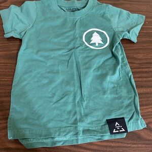 TRILOGY Green Holiday Tee 3T